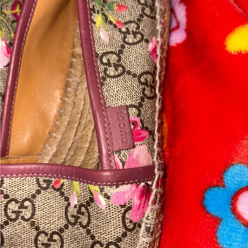 Gucci designer floral espadrille flats women’s shoes Size EU 38 RARE QUICK SHIP - Picture 5 of 12